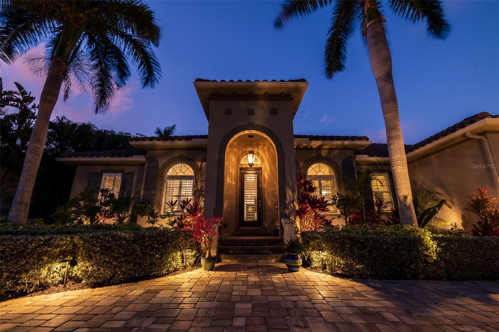 TIERRA VERDE UNIT 1 4TH REP - Residential