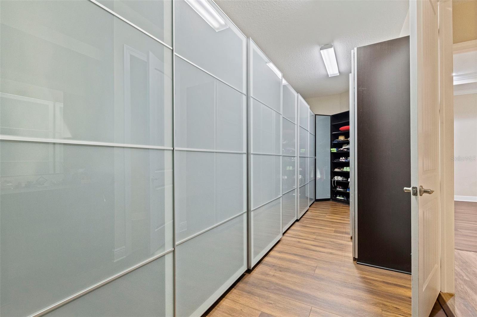TIERRA VERDE UNIT 1 4TH REP - Residential