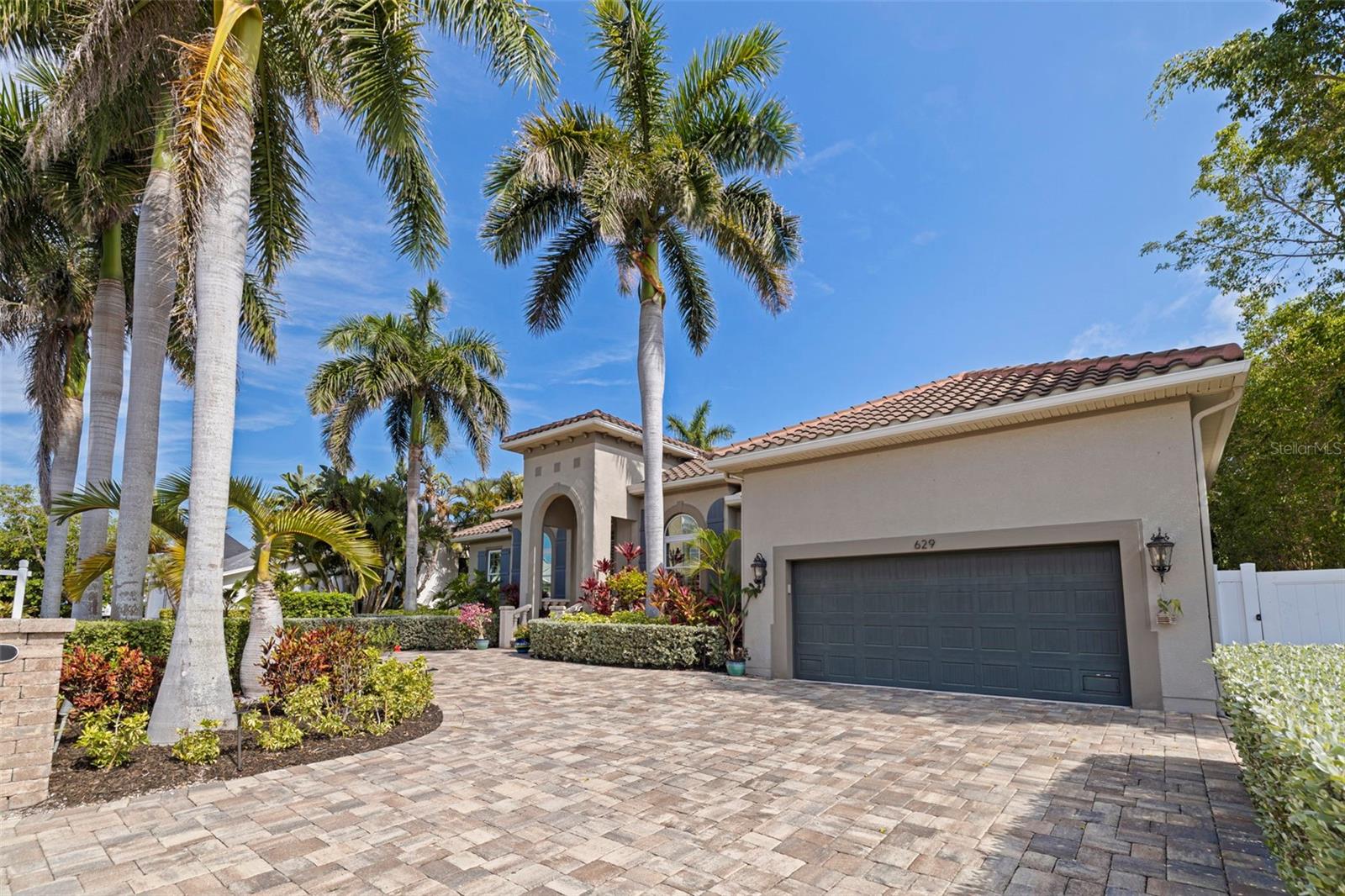 629 CORTEZ DRIVE