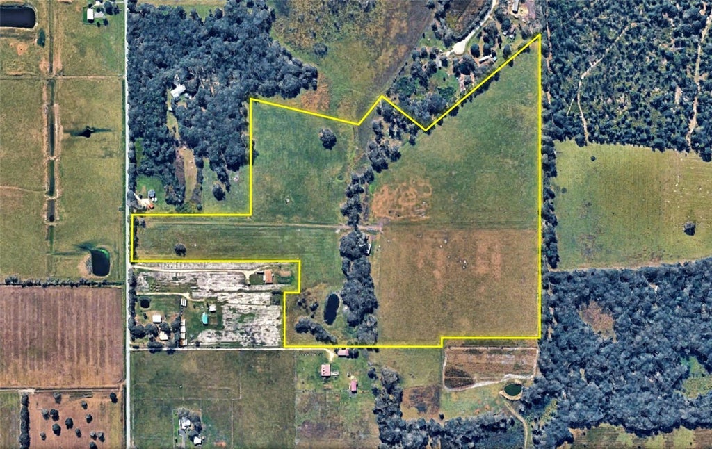 Photo of N Ed Wells Road, Wauchula, FL 33873 (MLS # P4939538)