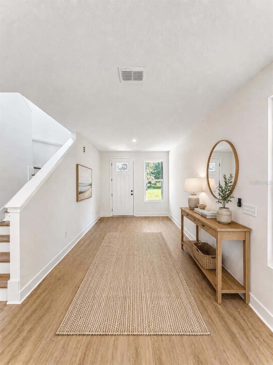 25 HERNANDEZ AVENUE