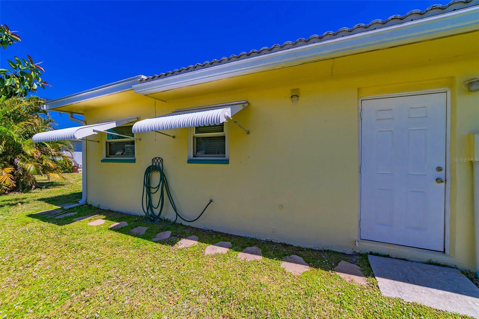 5427 SPRINGWOOD BOULEVARD 5427