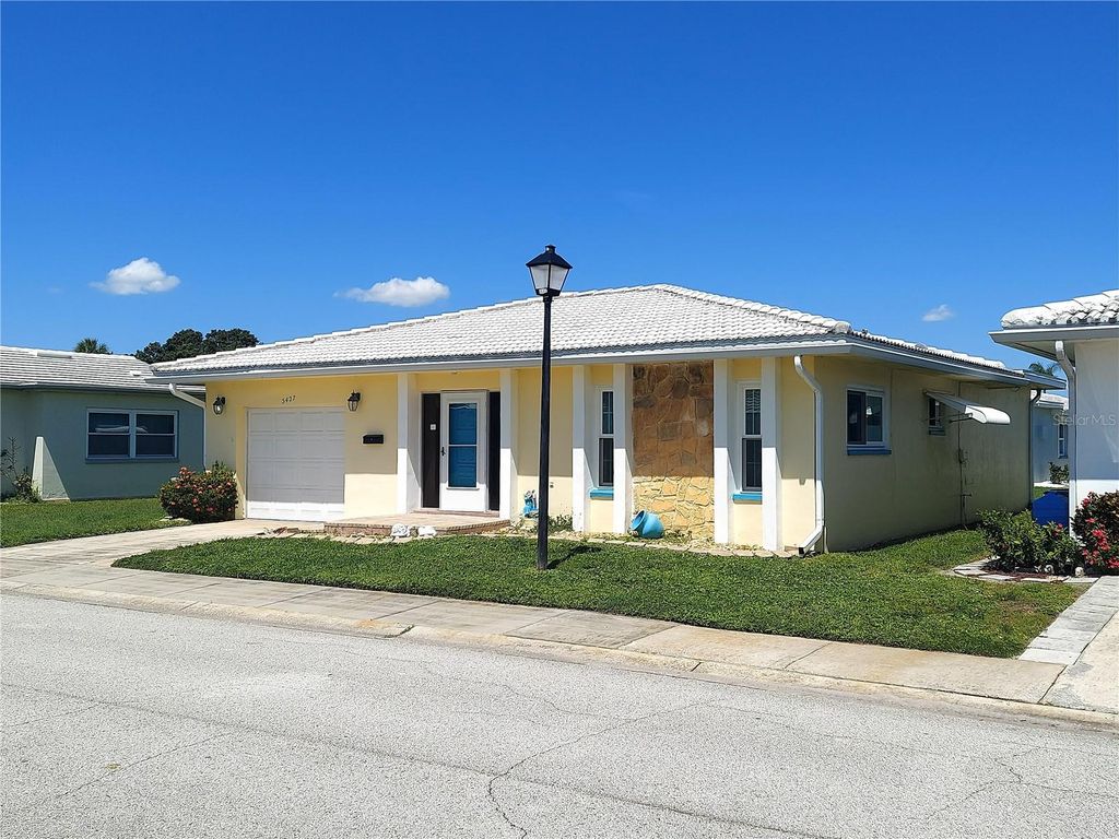 Photo of 5427 Springwood Boulevard #5427, Pinellas Park, FL 33782 (MLS # TB8362756)