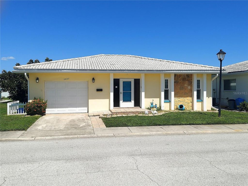Photo of 5427 Springwood Boulevard #5427, Pinellas Park, FL 33782 (MLS # TB8362756)