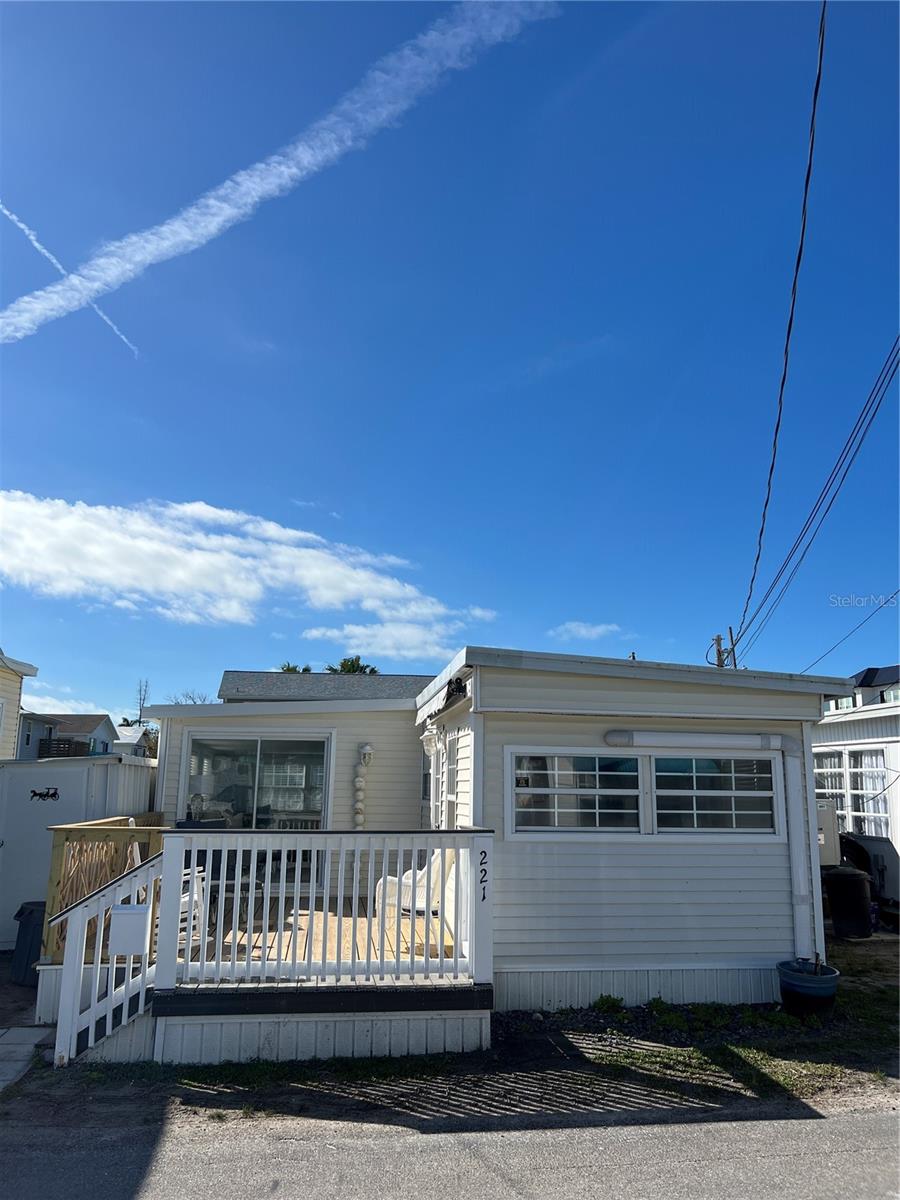 2601 GULF DRIVE N 221