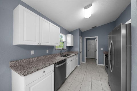 Tiny photo for 202 Oak Lane Circle, Ocala, FL 34472 (MLS # OM732710)