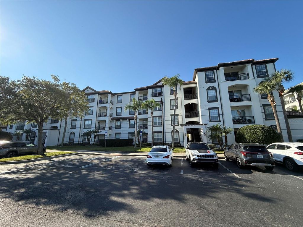 Photo of 4114 Breakview Drive #210, Orlando, FL 32819 (MLS # O6369455)