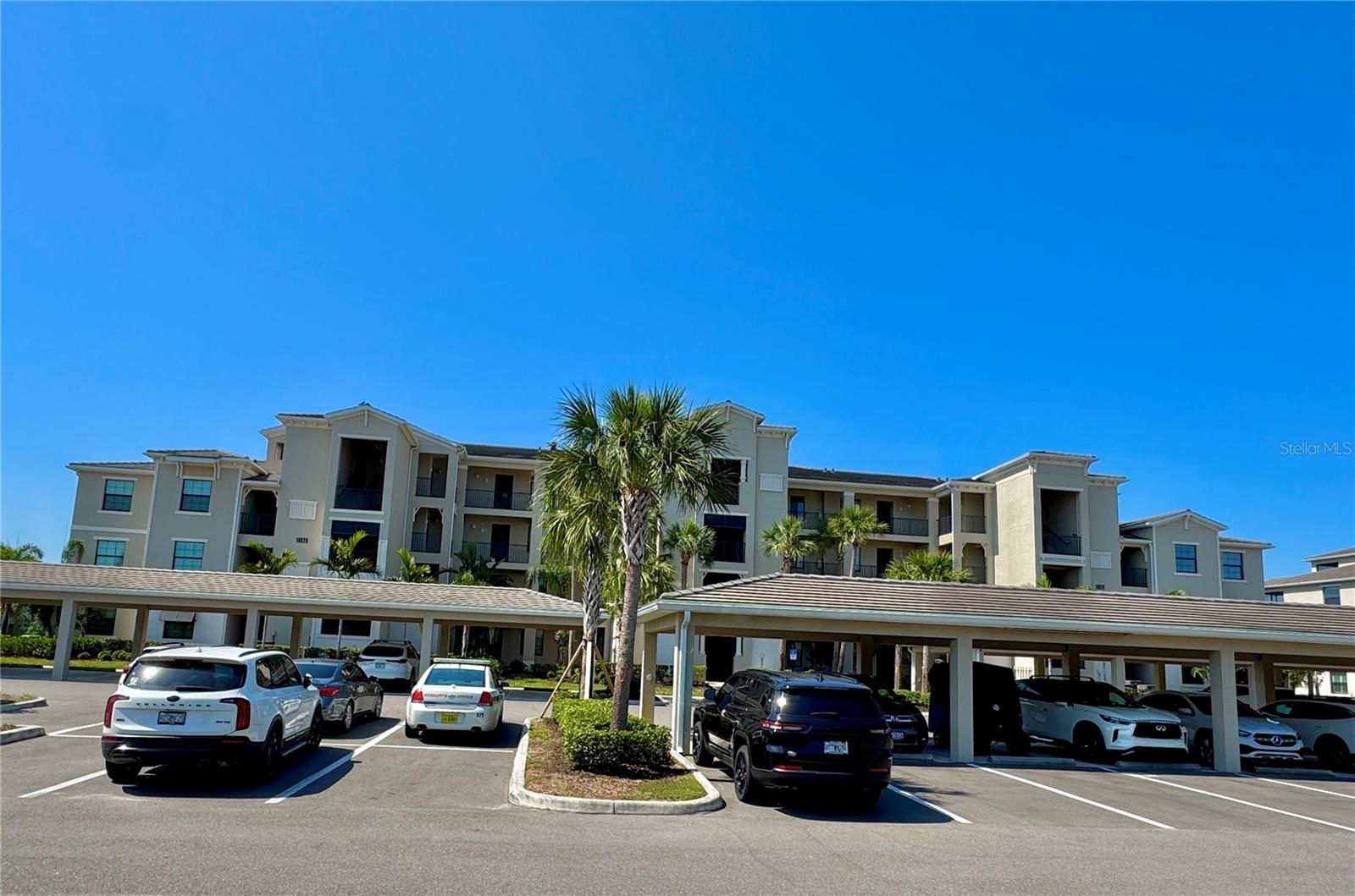 LAKEWOOD NATIONAL - Residential Lease