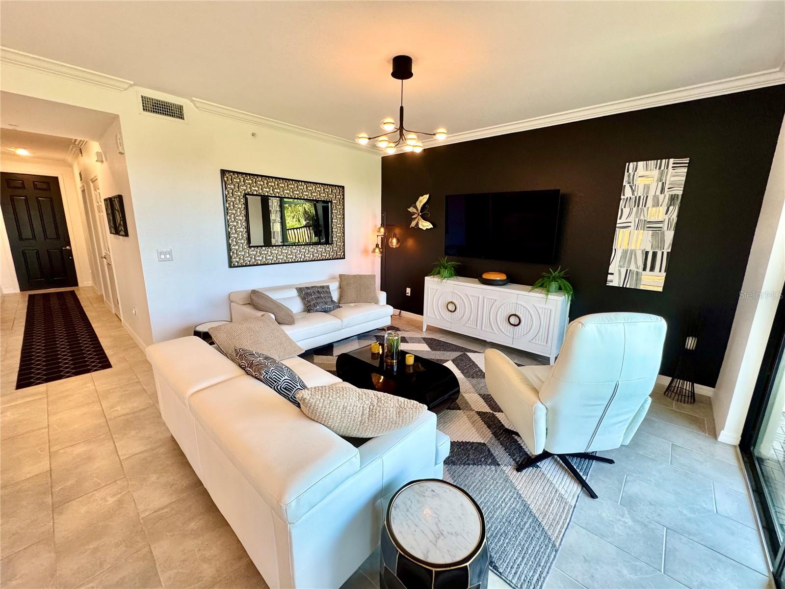LAKEWOOD NATIONAL - Residential Lease