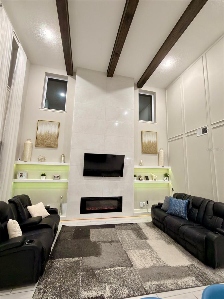 LATHAM PARK SOUTH - Residential