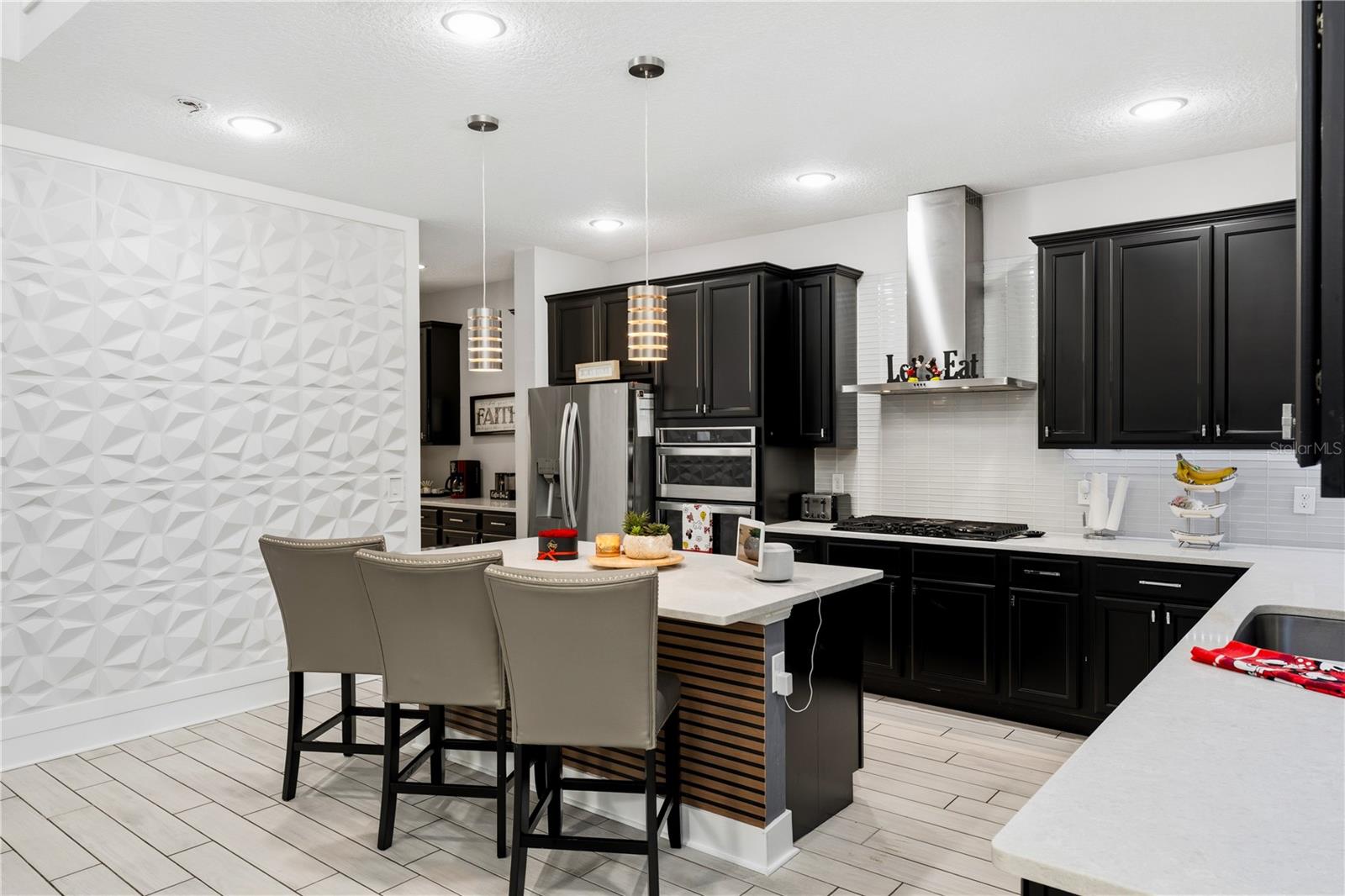 LATHAM PARK SOUTH - Residential