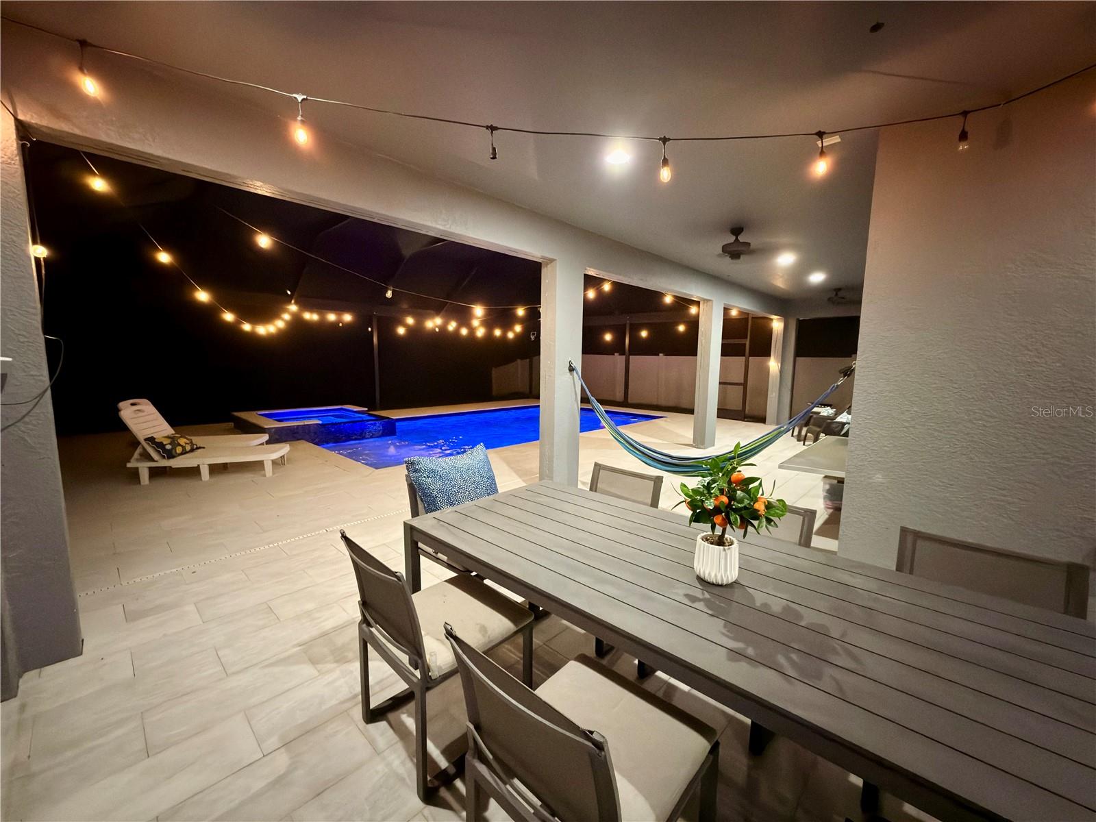 LATHAM PARK SOUTH - Residential