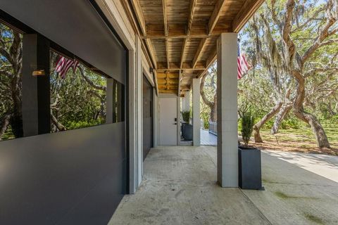 A home in CEDAR KEY