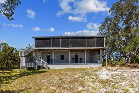 A home in CEDAR KEY