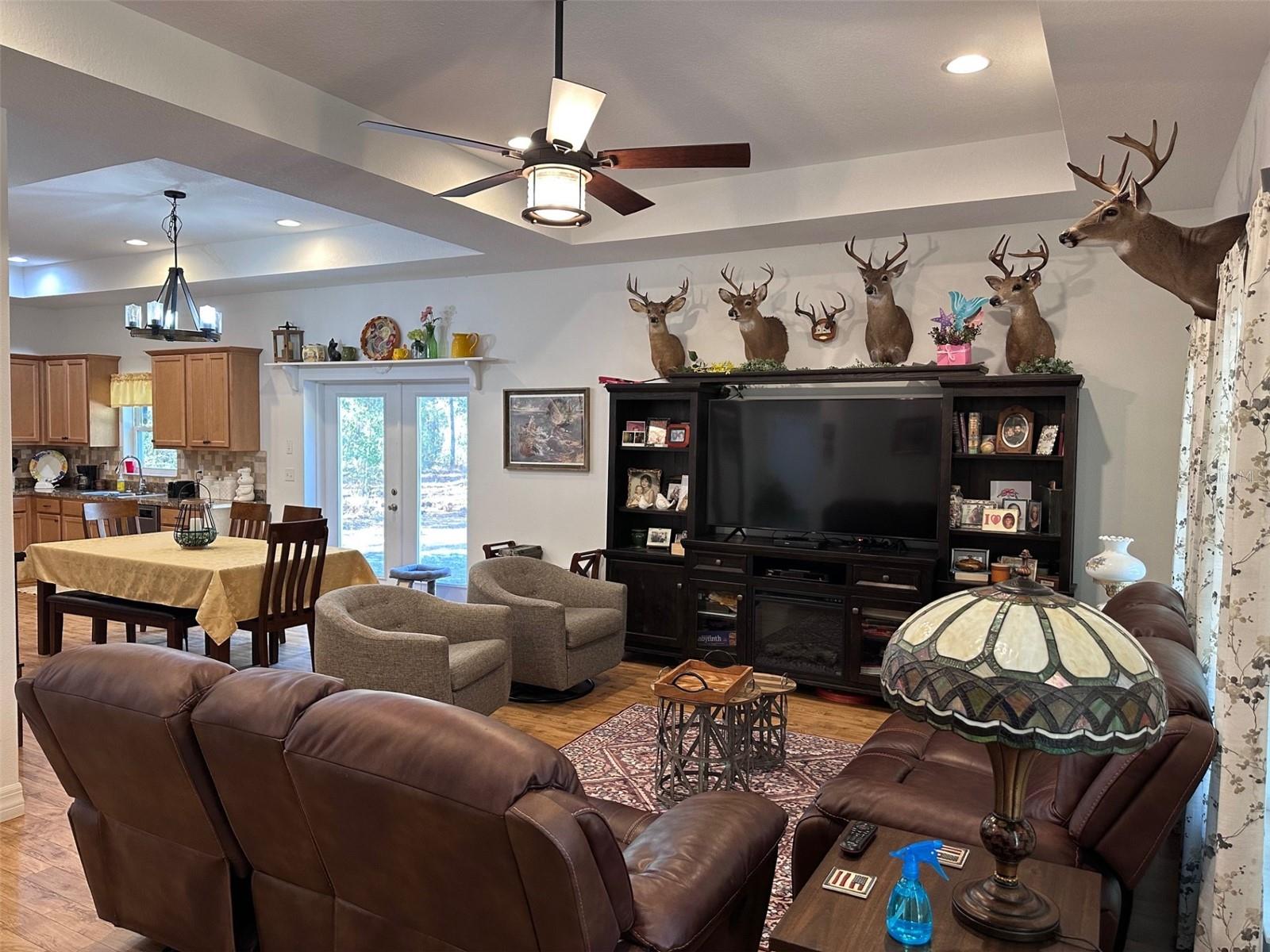 WOODLAND ACRES SUB - Residential