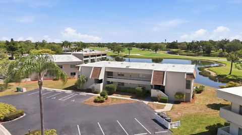 Photo of 7271 W Country Club Drive N #122, Sarasota, FL 34243 (MLS # A4692062)