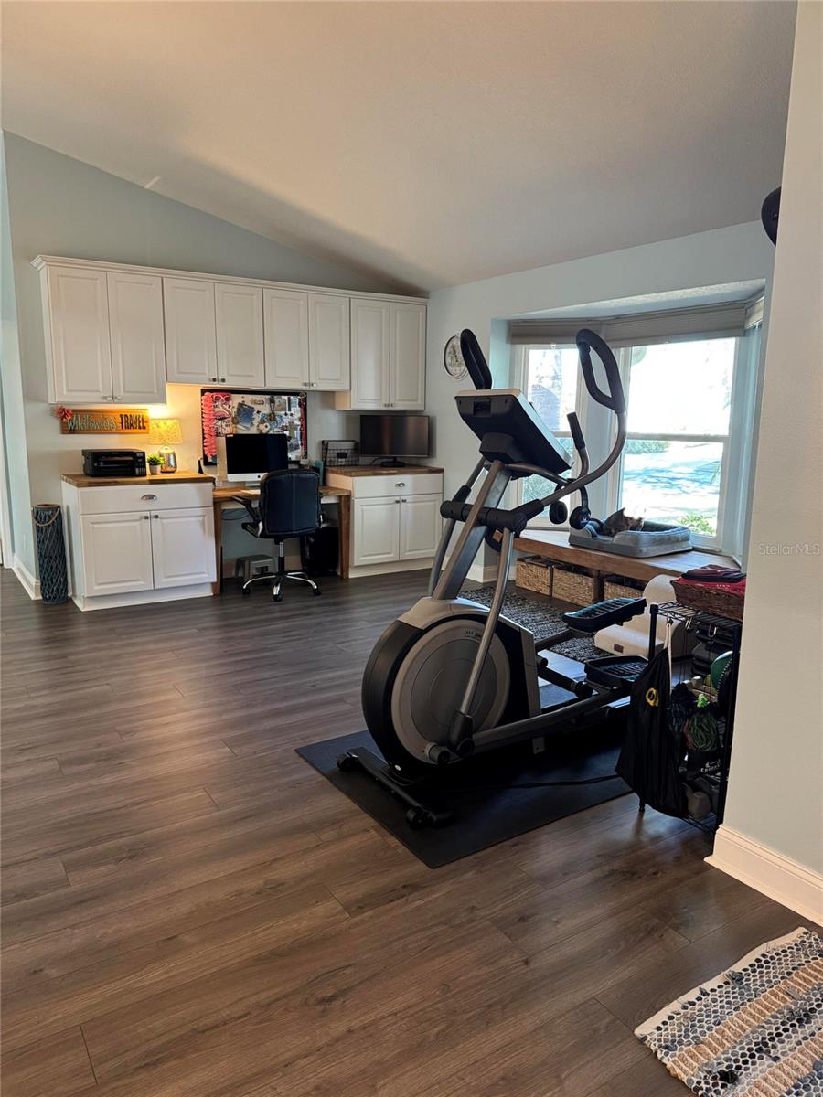 BLOOMINGDALE SEC W - Residential