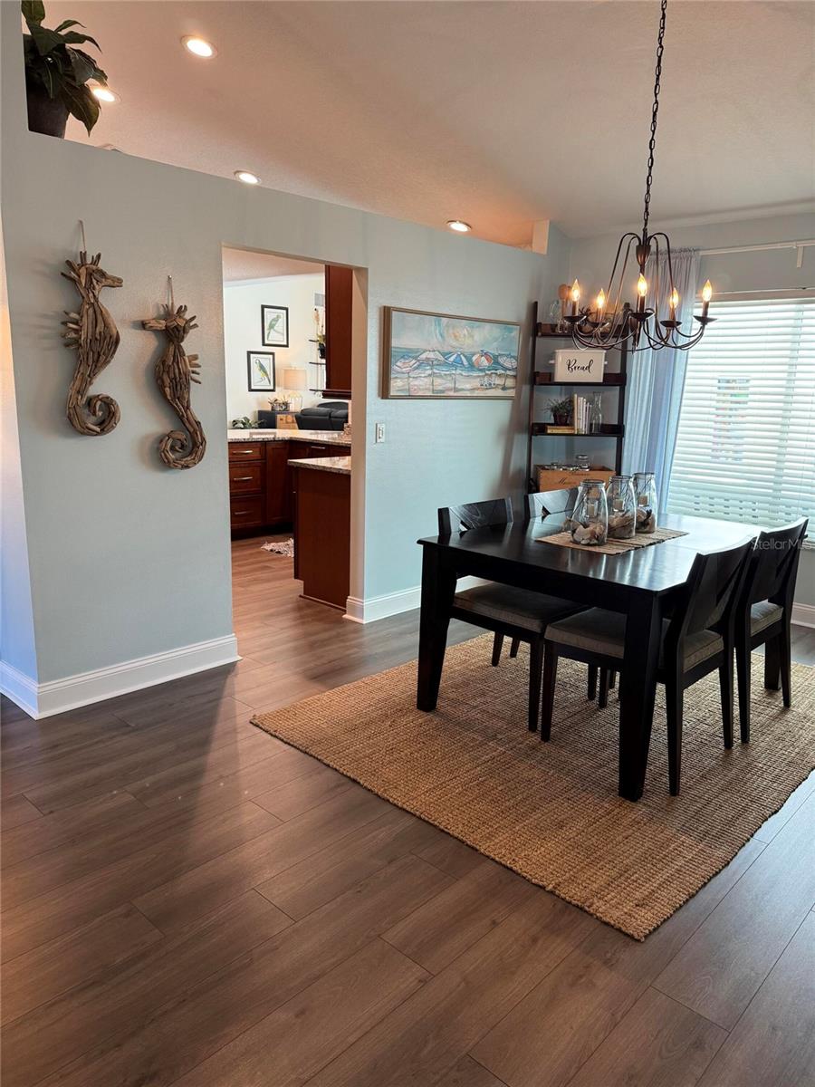 BLOOMINGDALE SEC W - Residential