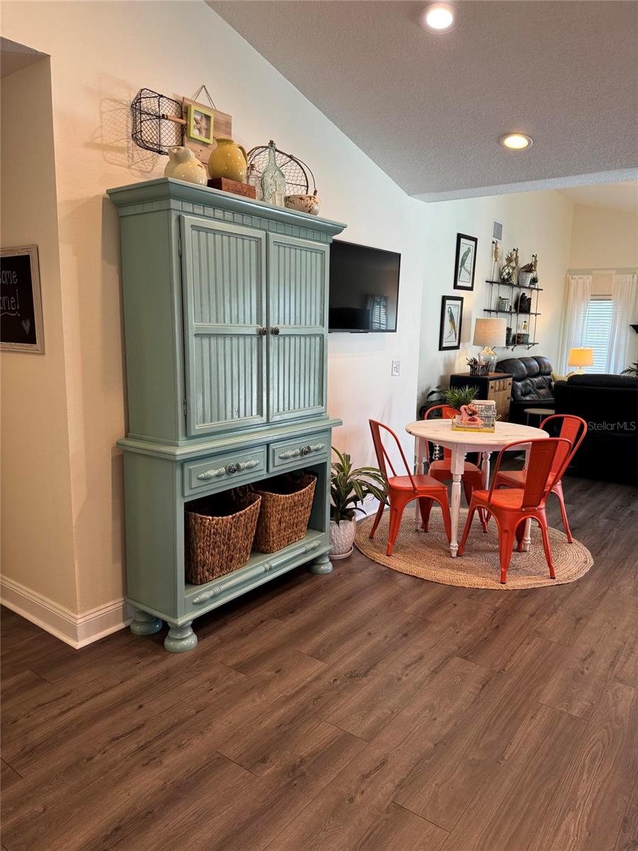 BLOOMINGDALE SEC W - Residential