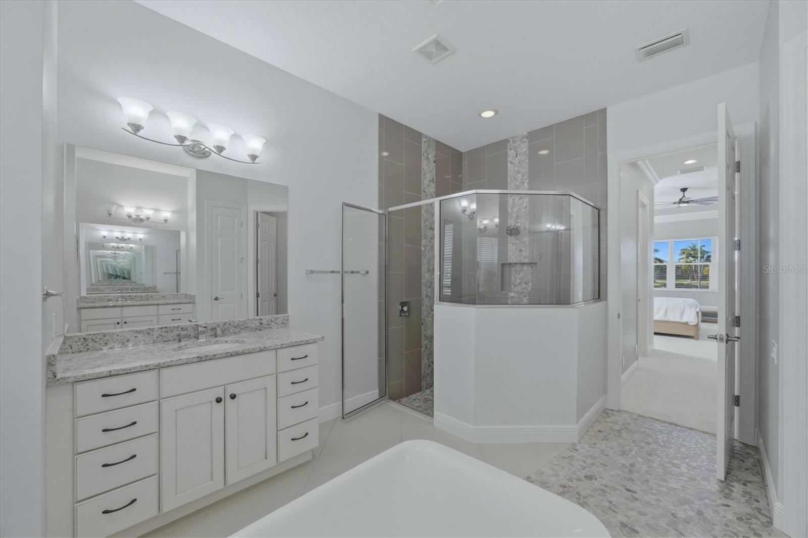 GRAN PARADISO PH 1 - Residential