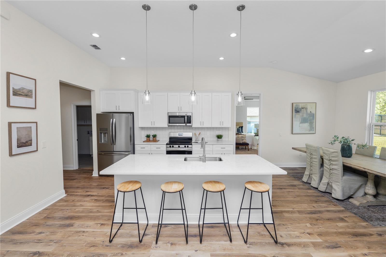 SUN N LAKE - Residential