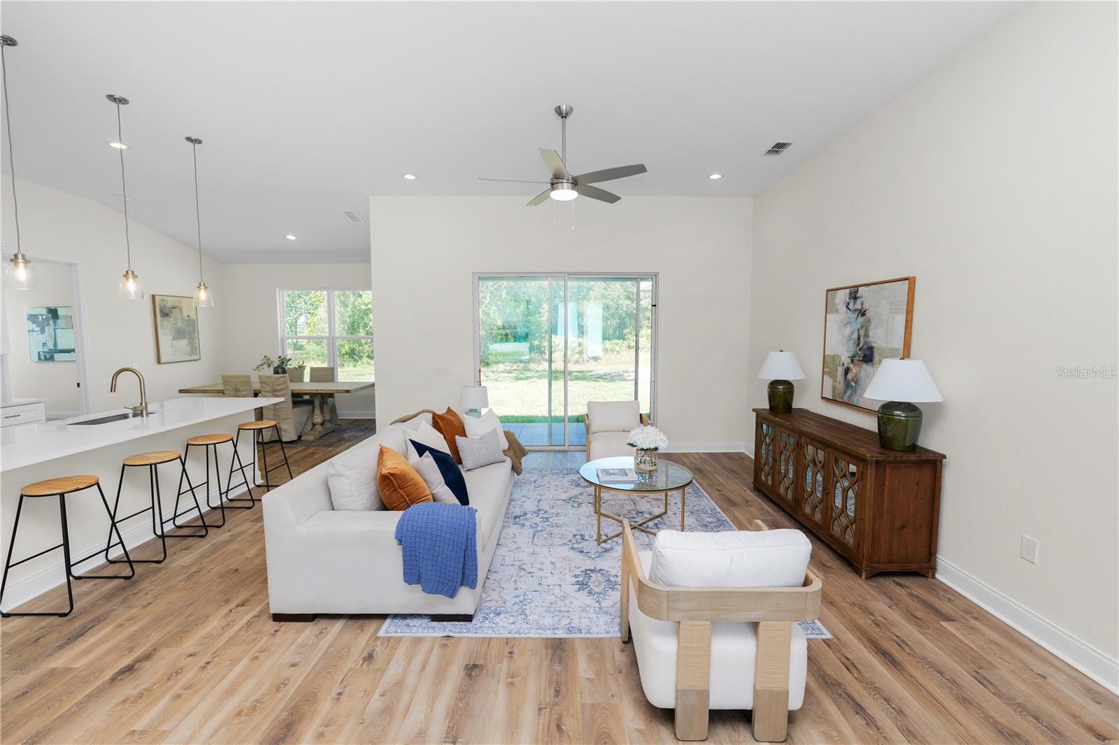 SUN N LAKE - Residential