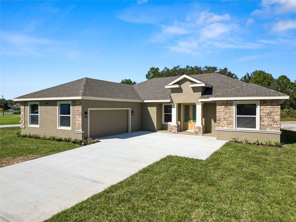 Photo of 4300 Cremona Drive, Sebring, FL 33872 (MLS # L4957086)