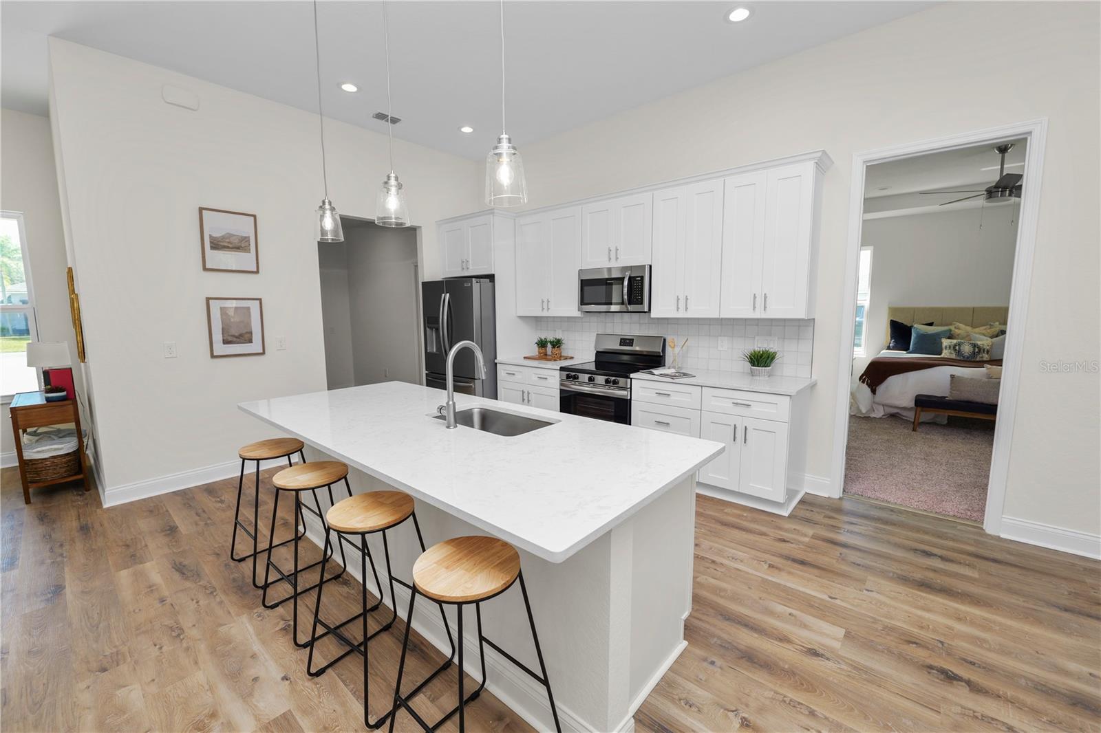 SUN N LAKE - Residential