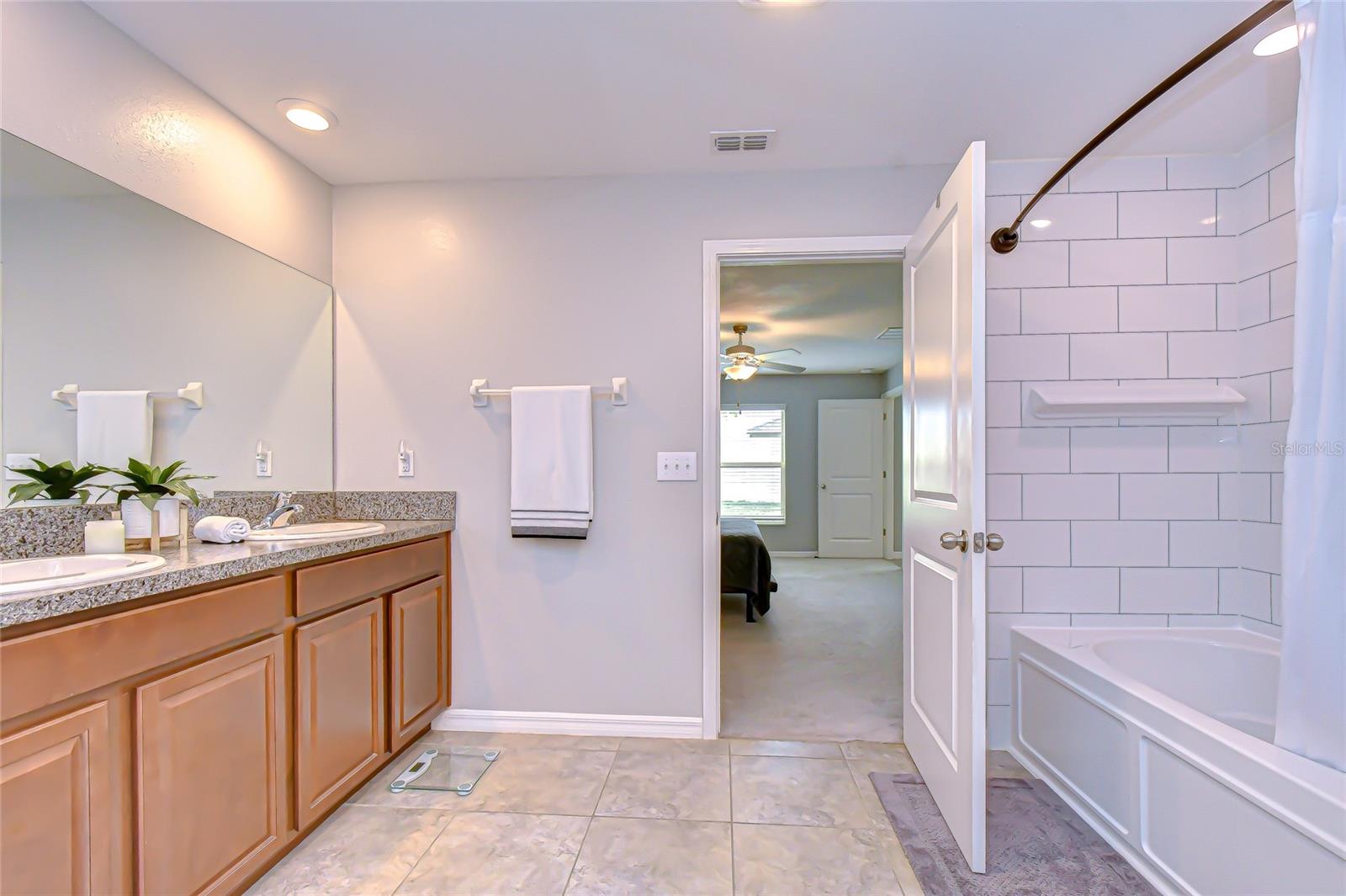 FERN HILL - Residential