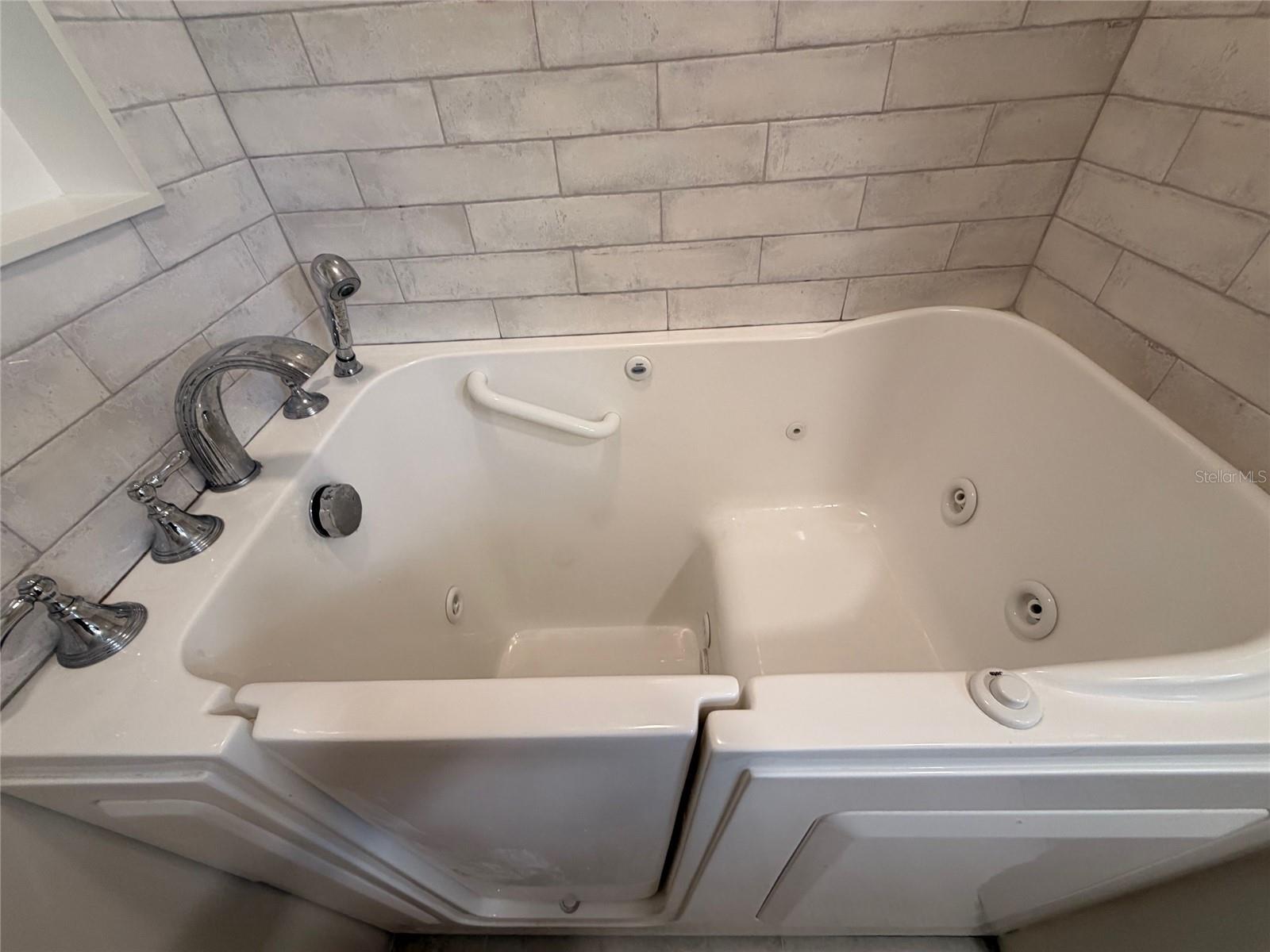 VIRGINIA PARK - Residential