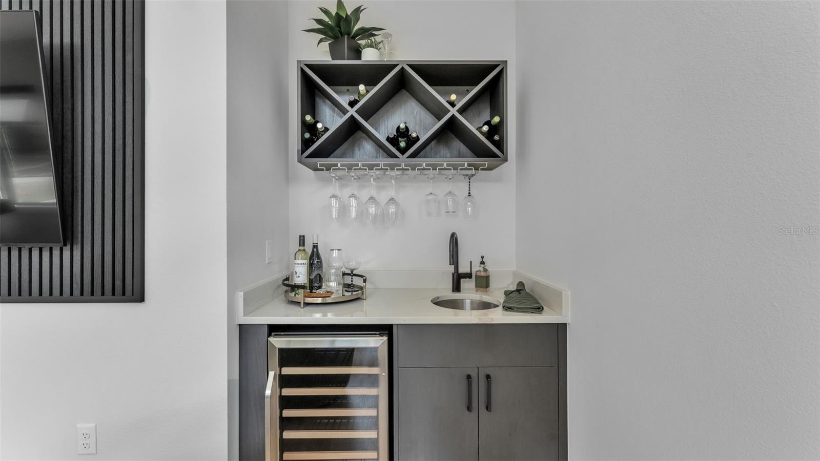 DELPHI HILLS - Residential