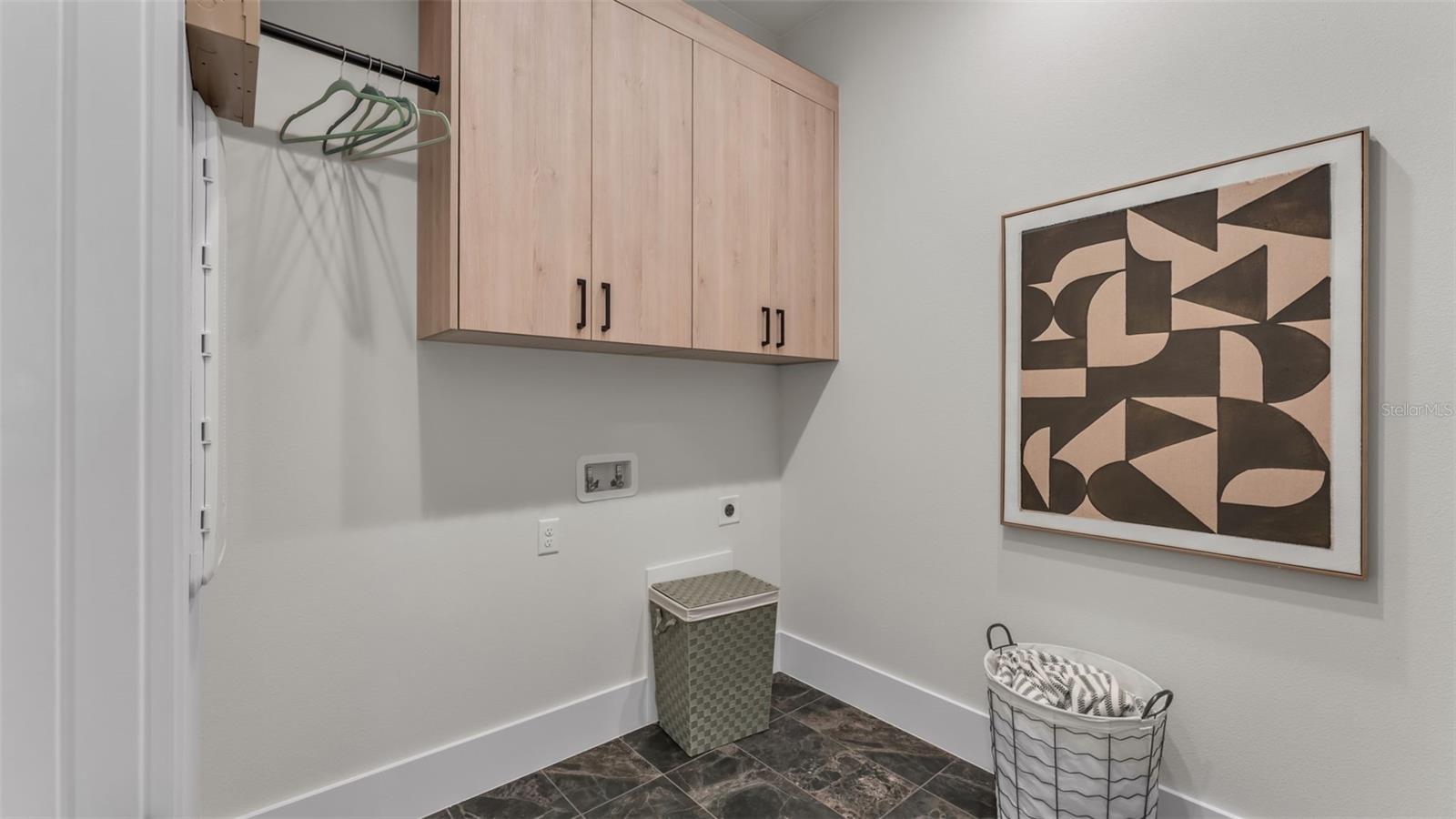 DELPHI HILLS - Residential