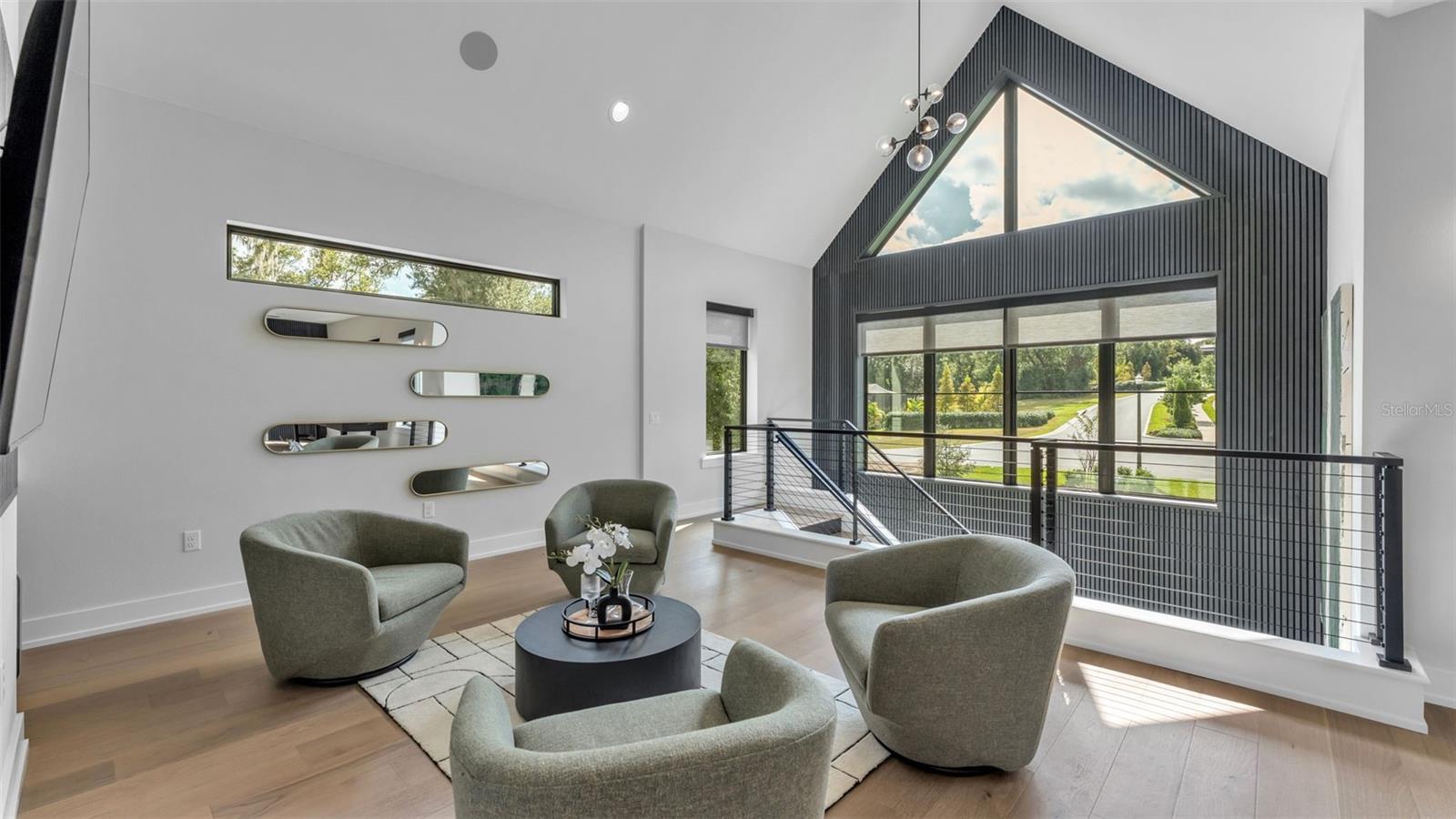 DELPHI HILLS - Residential