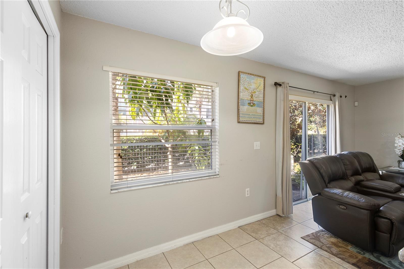 ASHFORD PARK TWNHMS REP ONE - Residential