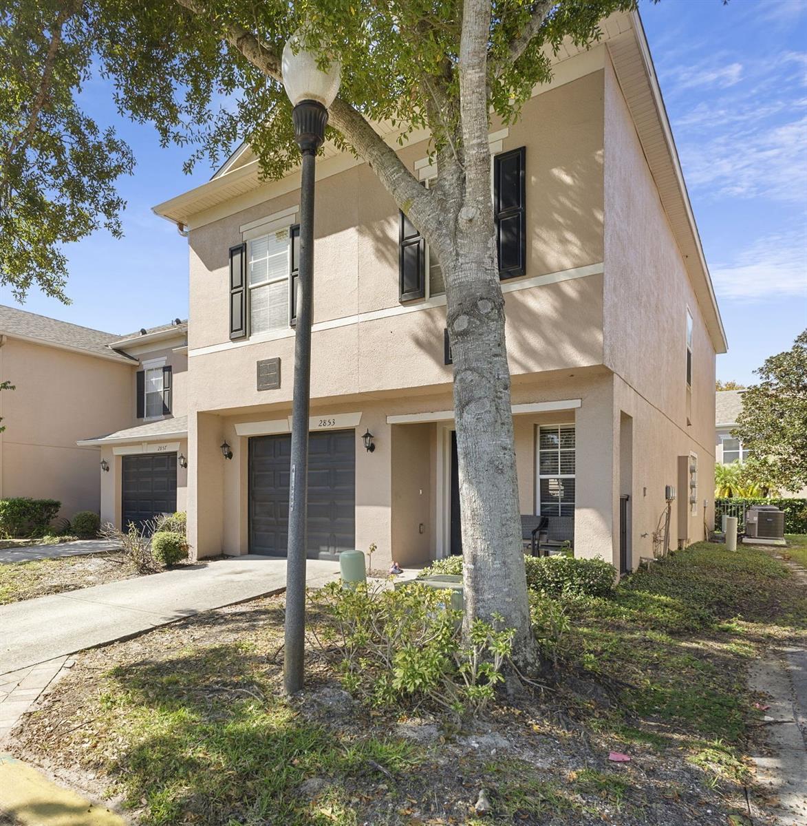 2853 CLIFFE COURT
