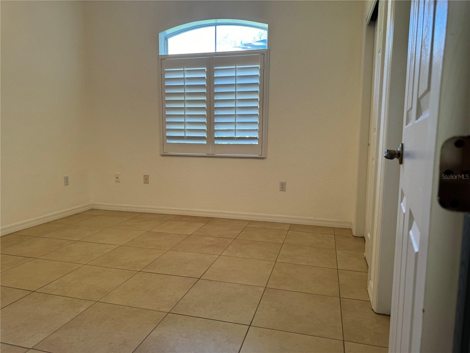 HERNANDO OAKS PH 1 - Residential Lease
