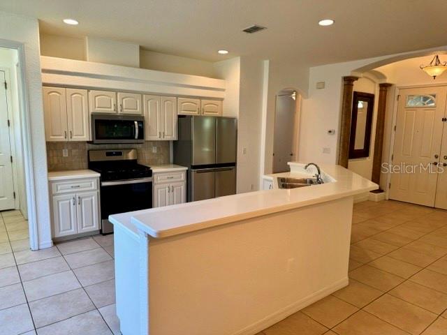 HERNANDO OAKS PH 1 - Residential Lease