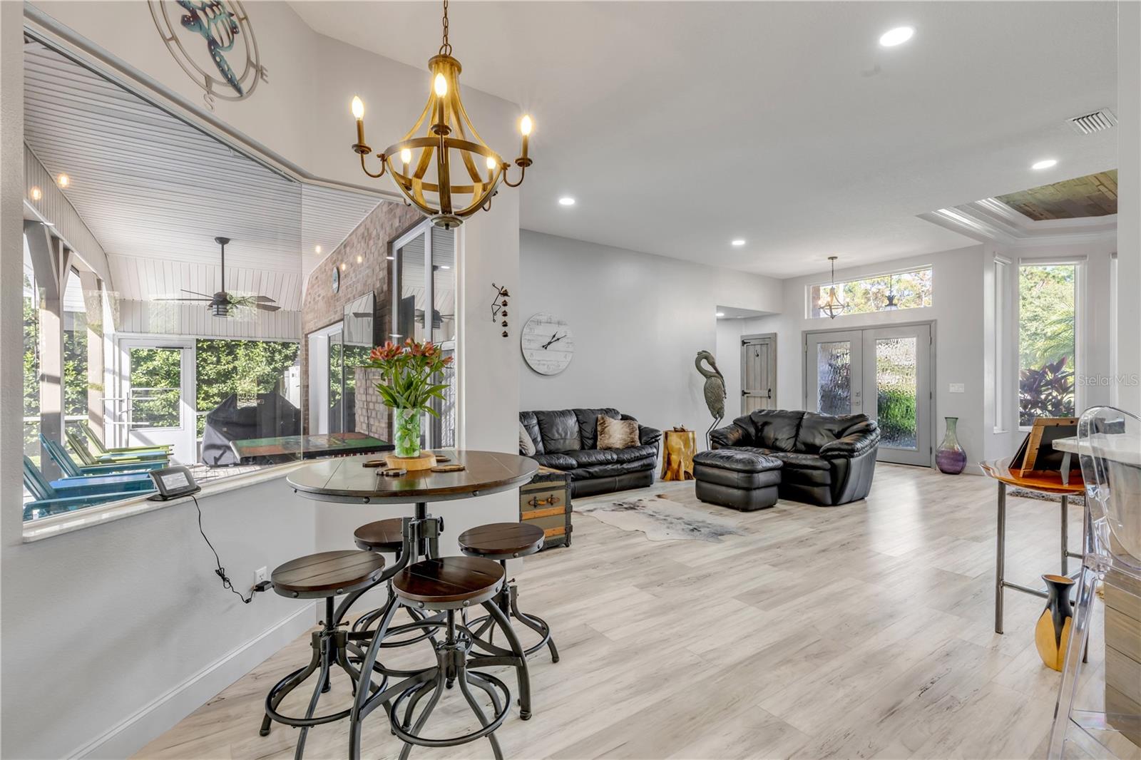 HUNTERS RIDGE - Residential