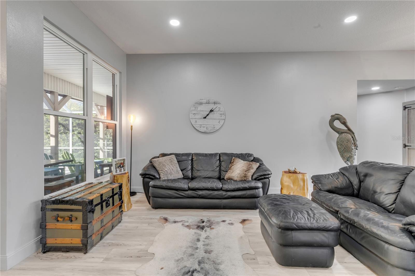 HUNTERS RIDGE - Residential