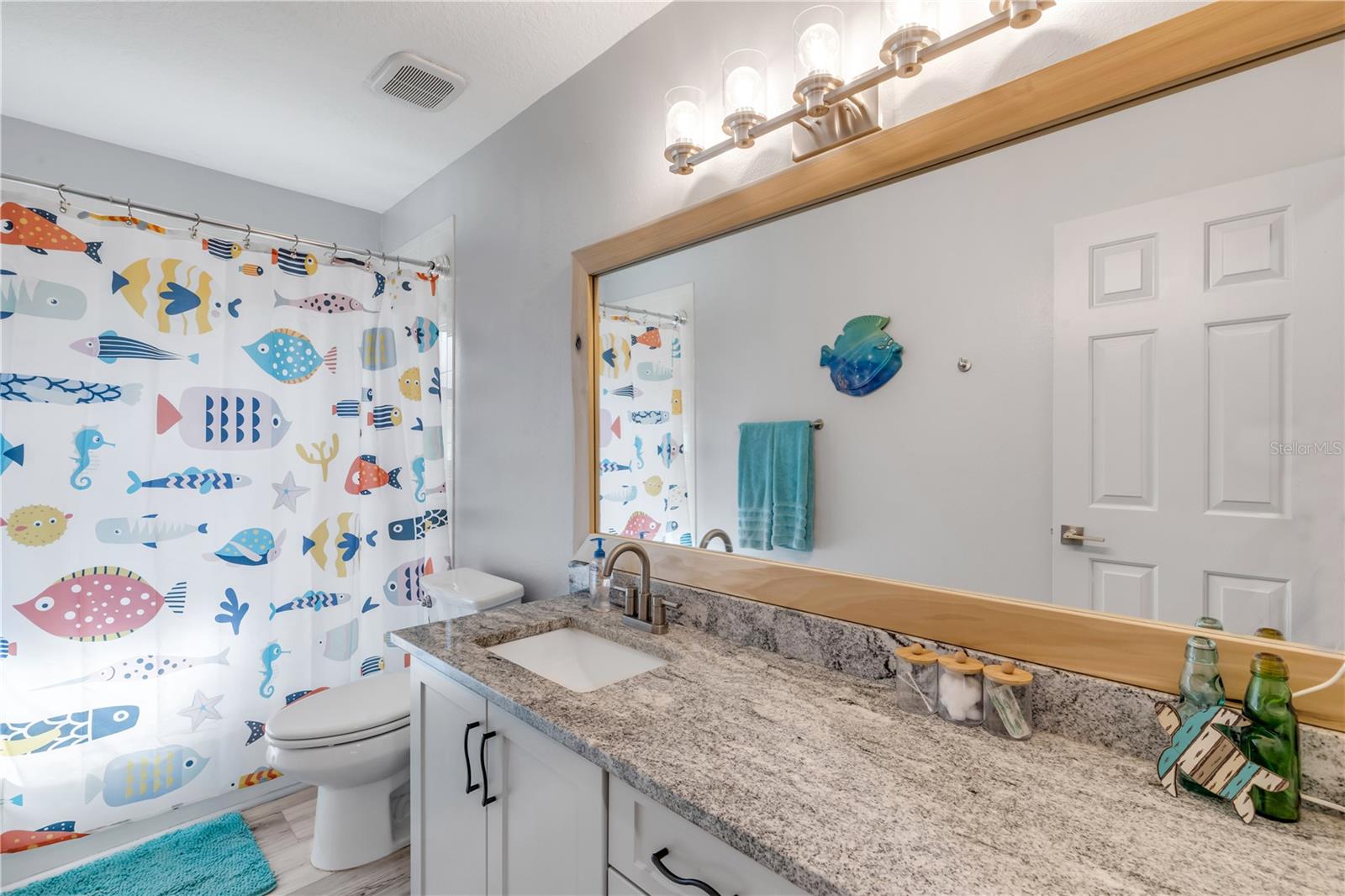 HUNTERS RIDGE - Residential