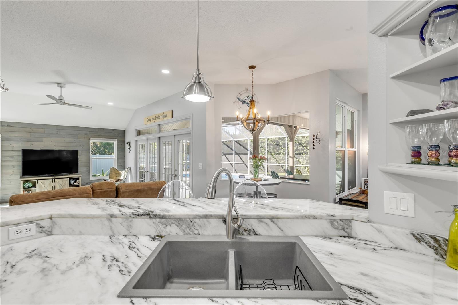 HUNTERS RIDGE - Residential