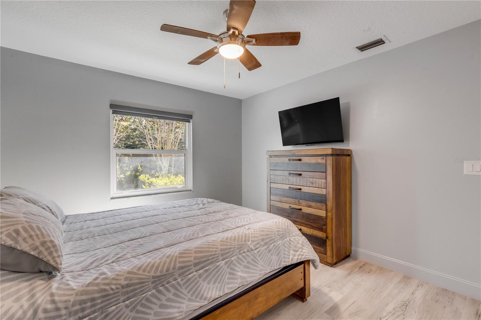 HUNTERS RIDGE - Residential