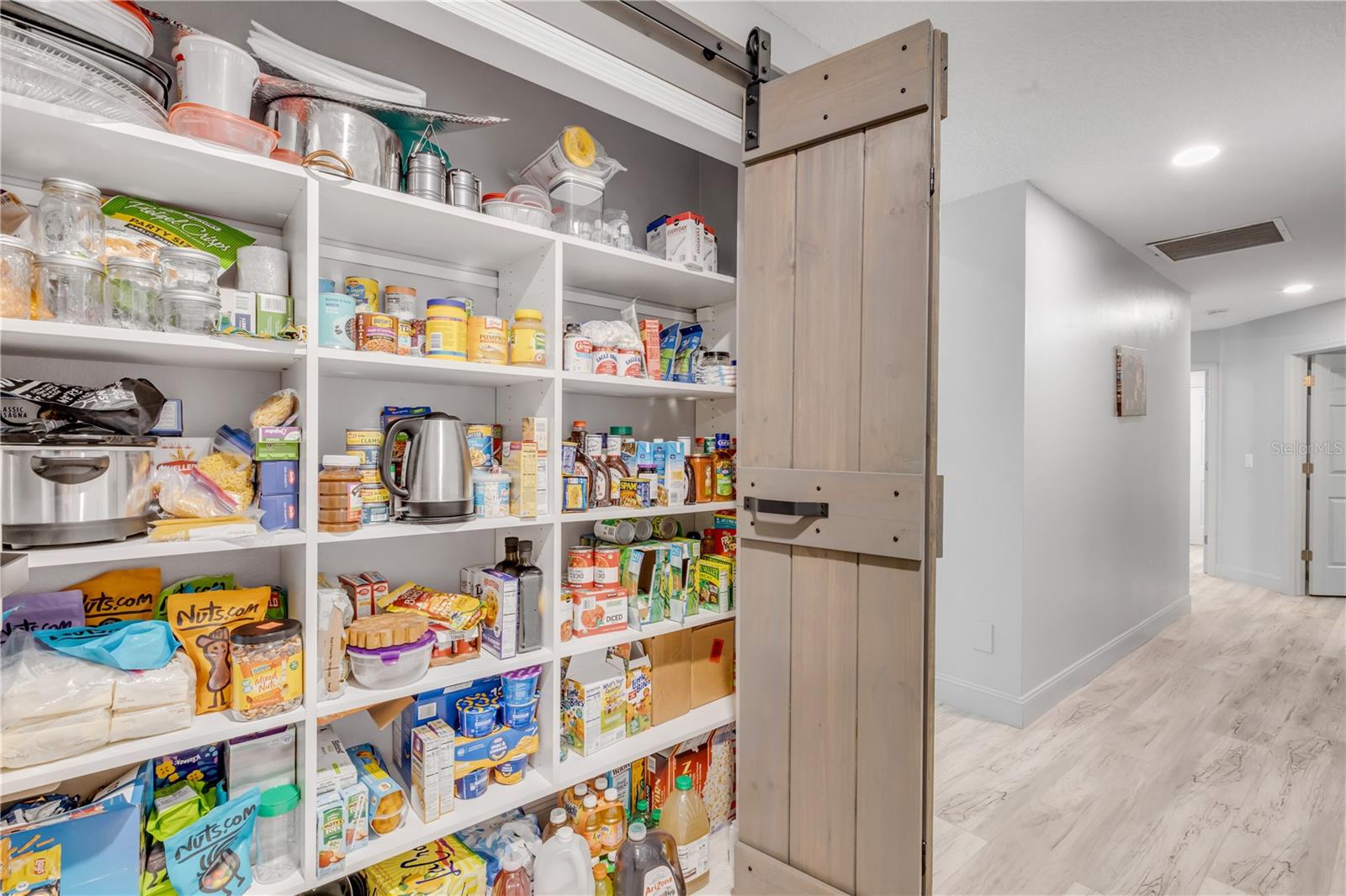 HUNTERS RIDGE - Residential