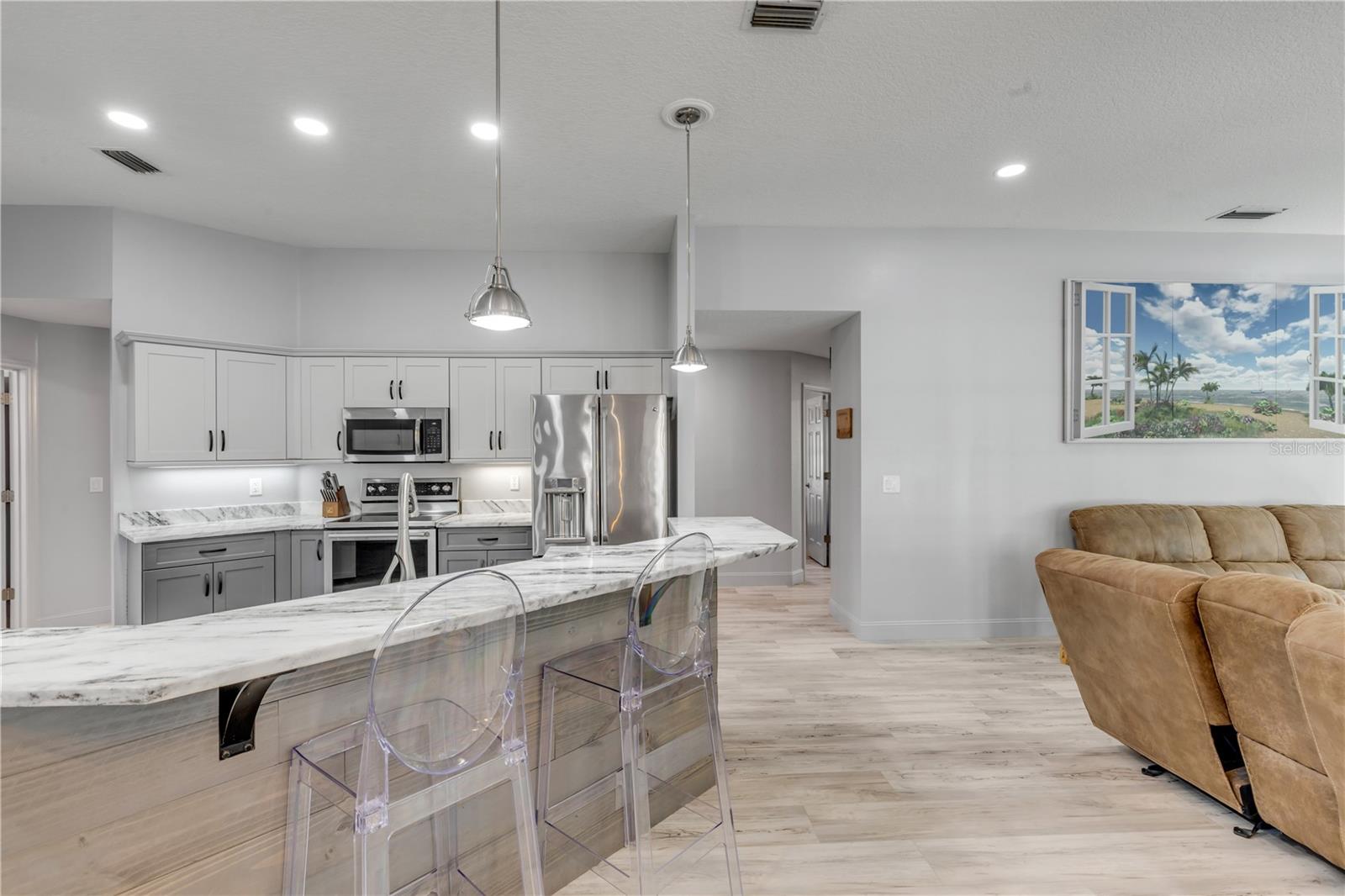 HUNTERS RIDGE - Residential