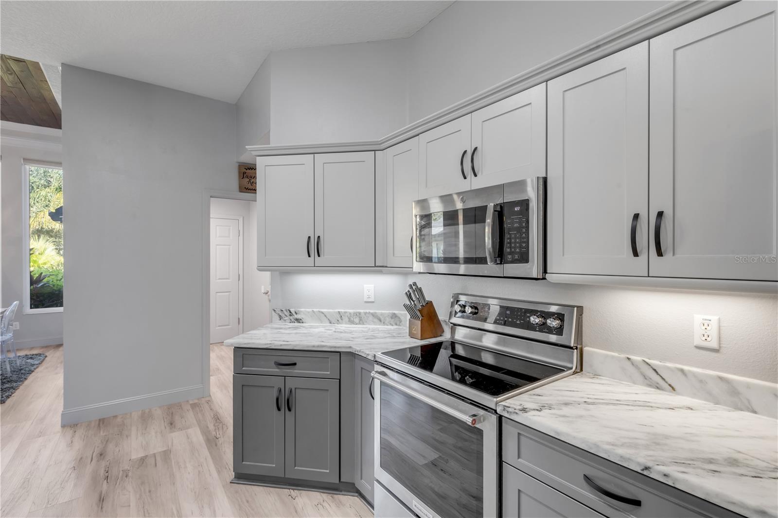 HUNTERS RIDGE - Residential