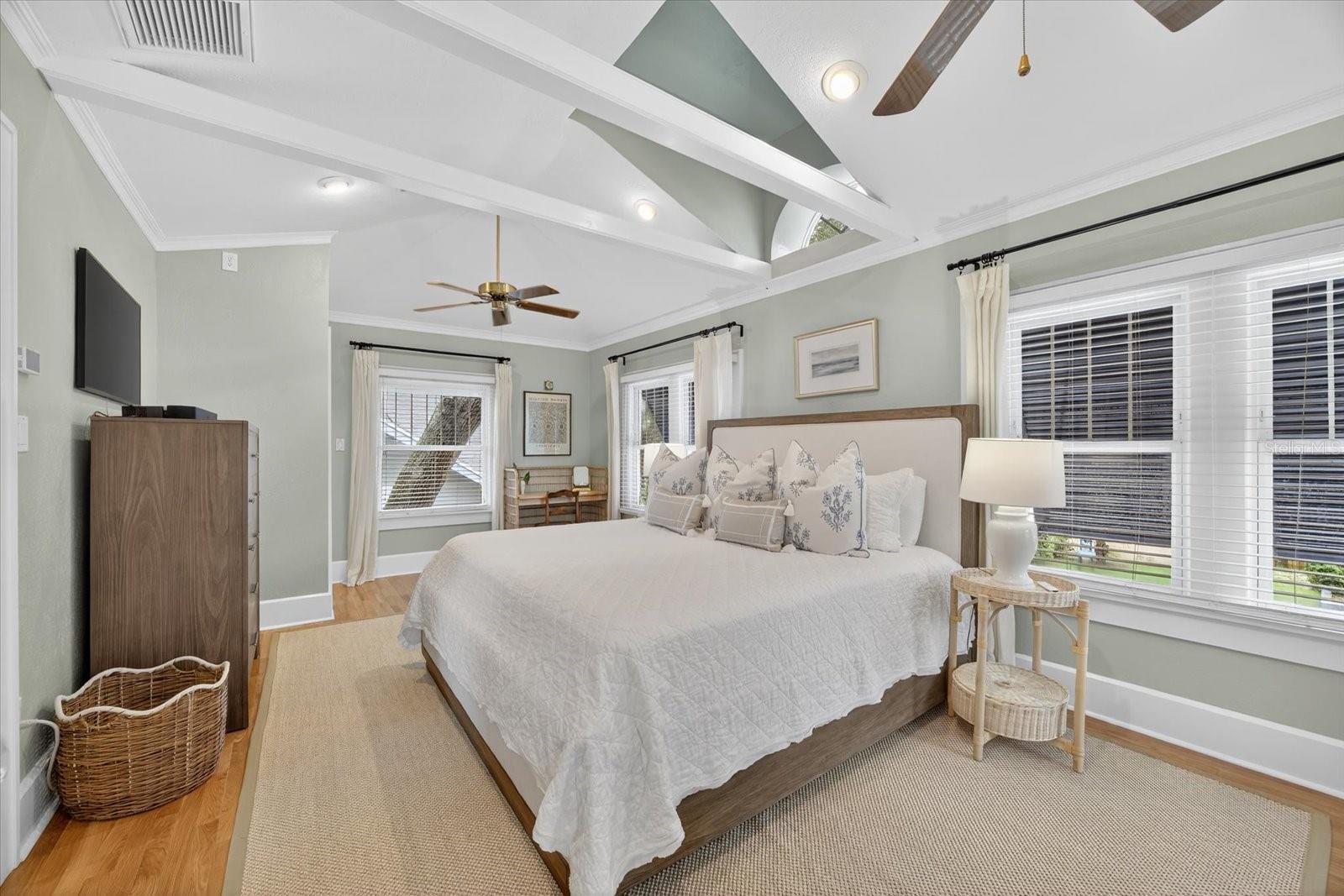 SNELL & HAMLETTS NORTH SHORE ADD - Residential Lease