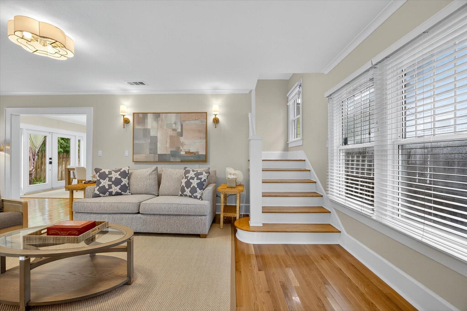 SNELL & HAMLETTS NORTH SHORE ADD - Residential Lease