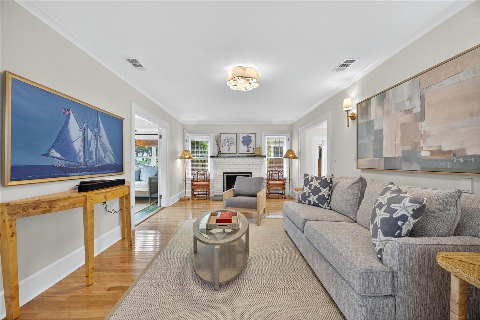 SNELL & HAMLETTS NORTH SHORE ADD - Residential Lease