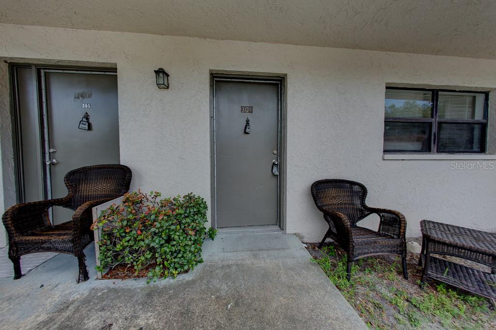 Call today to see this awesome one bedroom condo that's move in ready. Enjoy a one bedroom one bath condo with tile flooring throughout, appliances include refrigerator, microwave and oven. Live at a community that is located close to everything. You will enjoy easy access to US 19, great shopping, restaurants and a short drive to I275.