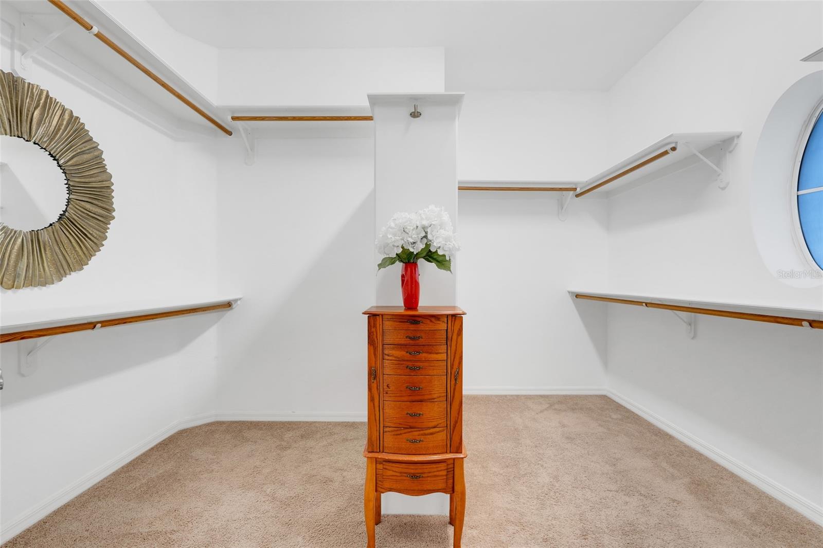 KENSINGTON PARK - Residential